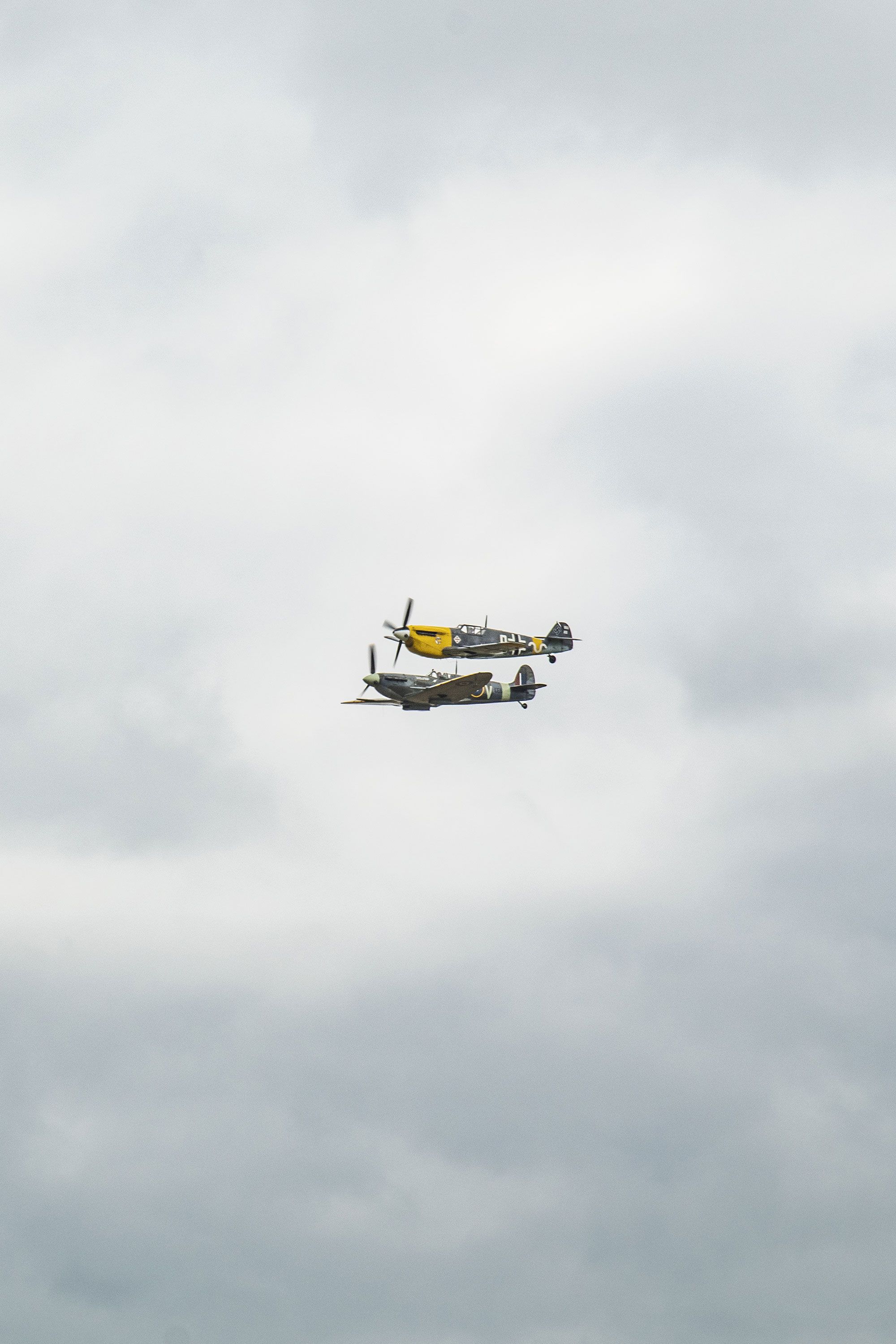 The Ultimate Fighters, P-47 Thunderbolt (Nellie B), Spitfire Mk V, ME109 (White 9), Mustang TF-51 D (Contrary Mary), Pilots: Jon Gowdy, Dave Puleston, Richard Grace and Andy Durston, Air Legend 2021, Nos Dren