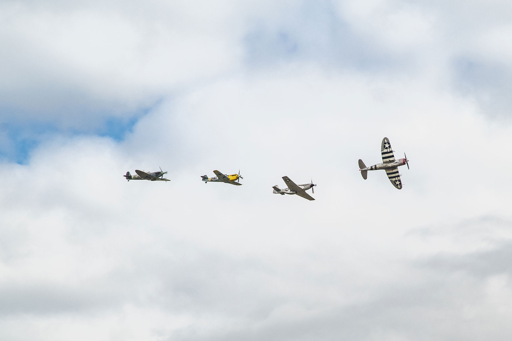 The Ultimate Fighters, P-47 Thunderbolt (Nellie B), Spitfire Mk V, ME109 (White 9), Mustang TF-51 D (Contrary Mary), Pilots: Jon Gowdy, Dave Puleston, Richard Grace and Andy Durston, Air Legend 2021, Nos Dren