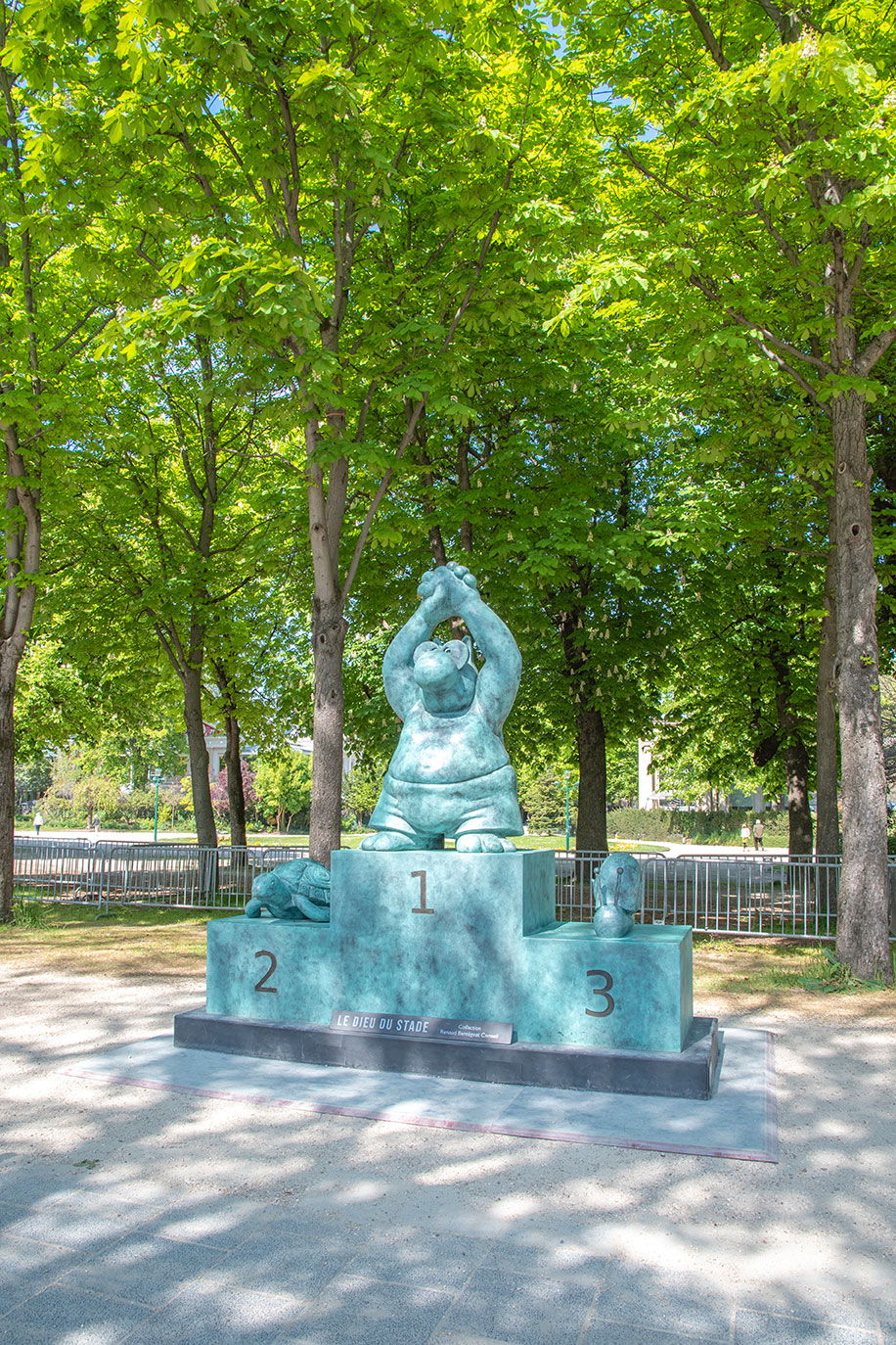 Le Chat de Geluck, Avenue des Champs Elysées, Paris, France, March 2021, (Nos Dren).