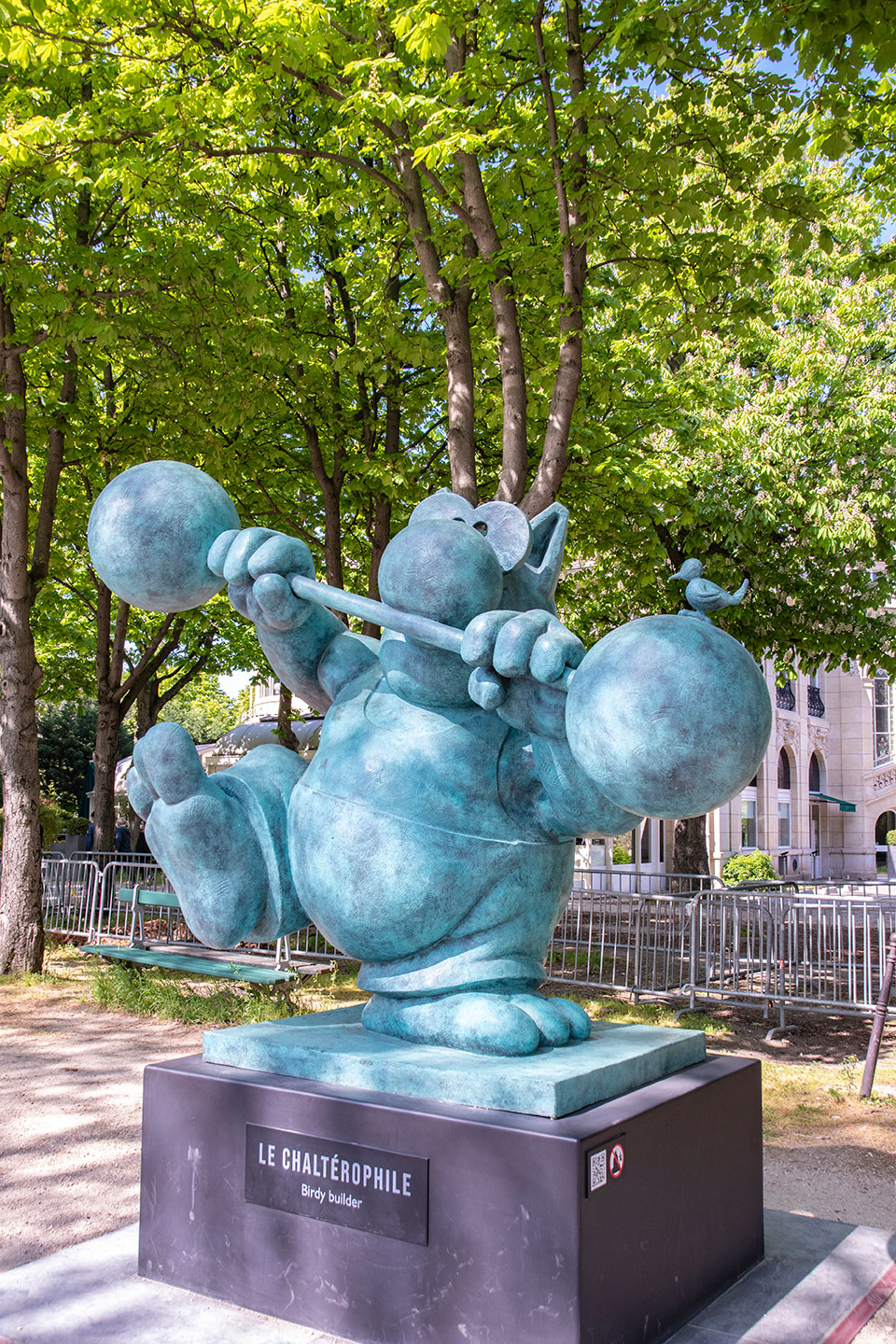 Le Chat de Geluck, Avenue des Champs Elysées, Paris, France, March 2021, (Nos Dren).