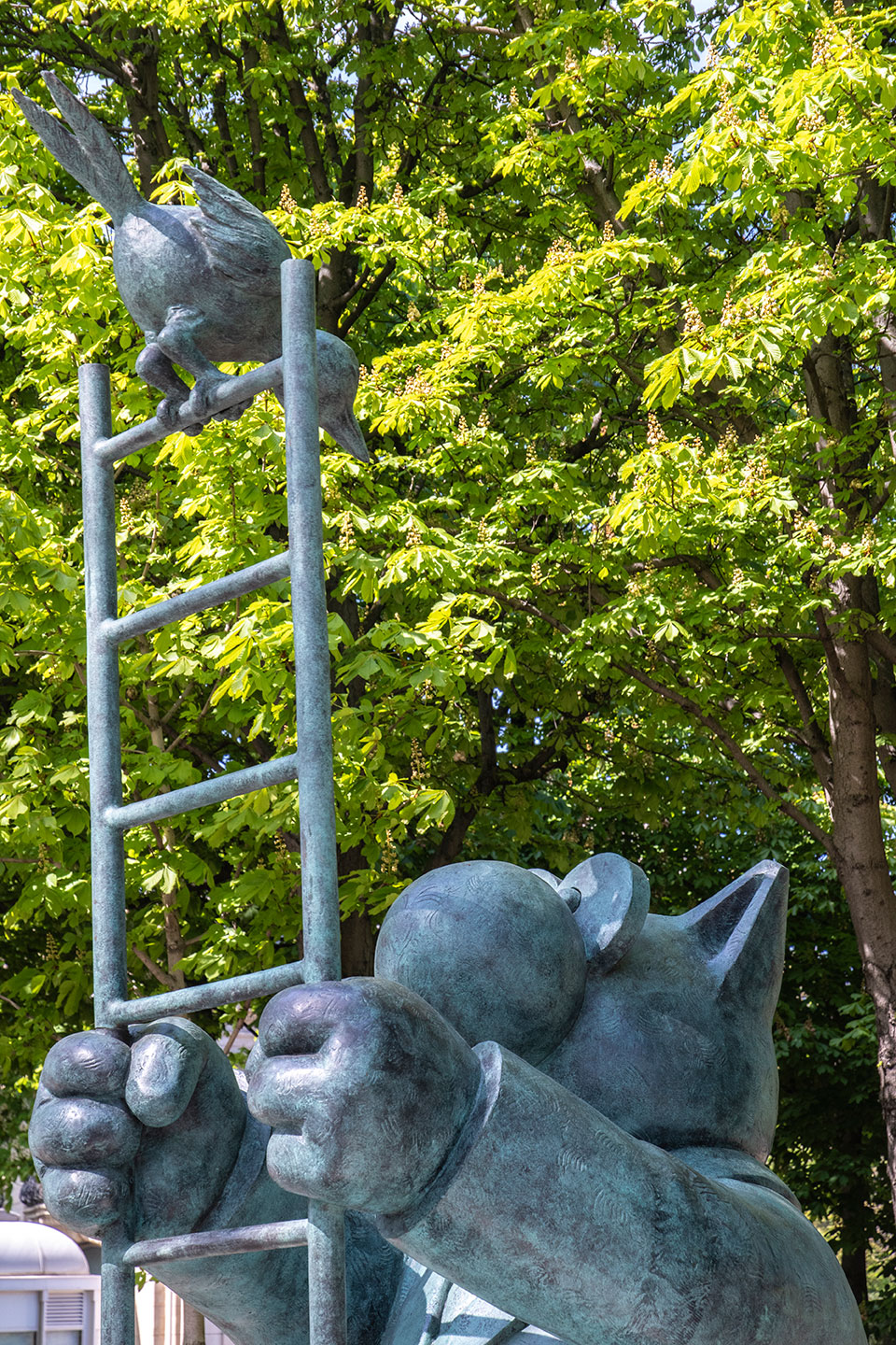 Le Chat de Geluck, Avenue des Champs Elysées, Paris, France, March 2021, (Nos Dren).