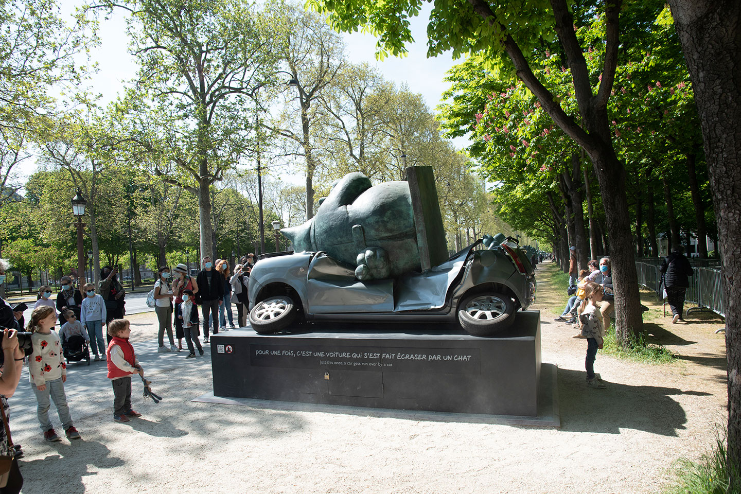Le Chat de Geluck, Avenue des Champs Elysées, Paris, France, March 2021, (Nos Dren).