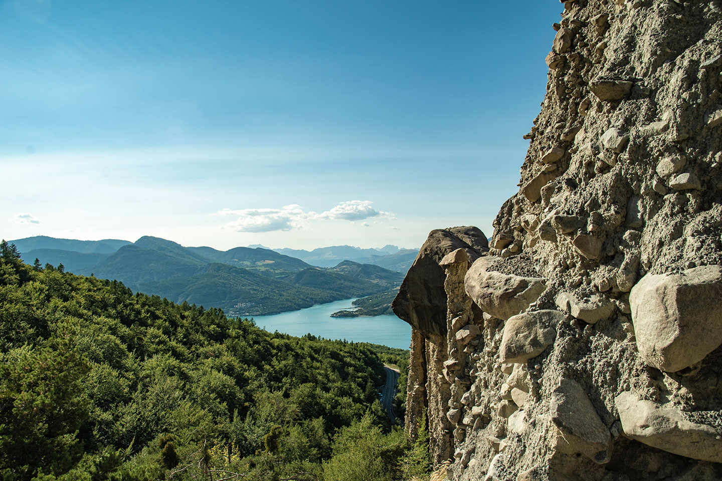 Les Demoiselles Coiffées, Lac de Serre Ponçon, Hautes-Alpes, France, (Nos Dren).