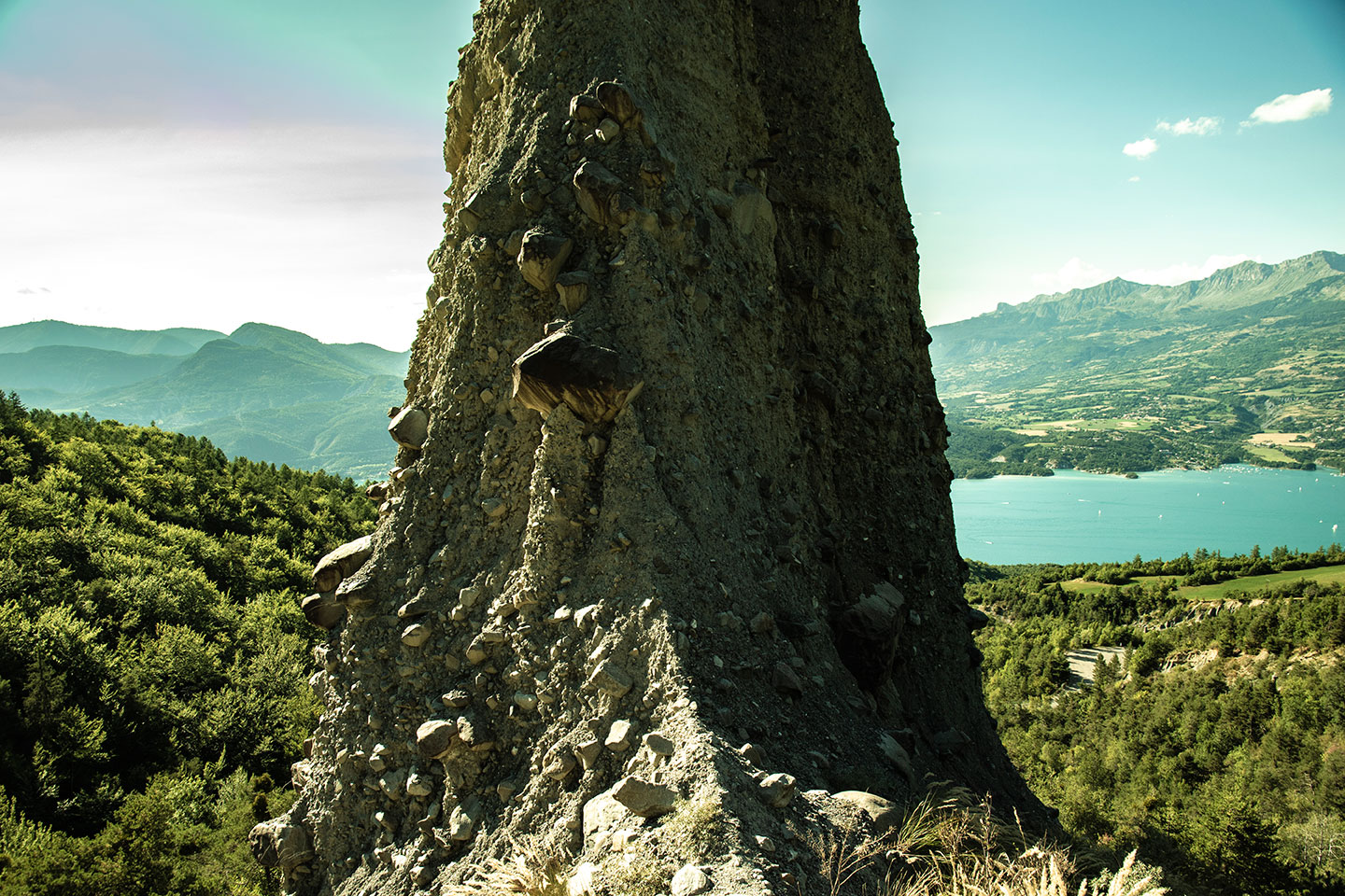 Les Demoiselles Coiffées, Lac de Serre Ponçon, Hautes-Alpes, France, (Nos Dren).
