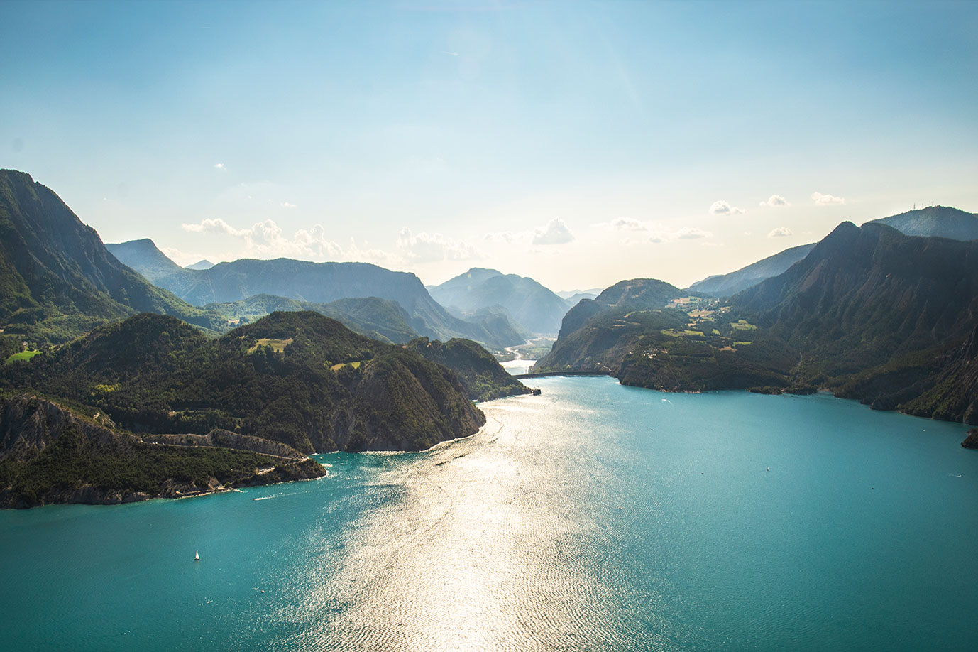 Lac de Serre Ponçon, Hautes-Alpes, France, (Nos Dren).